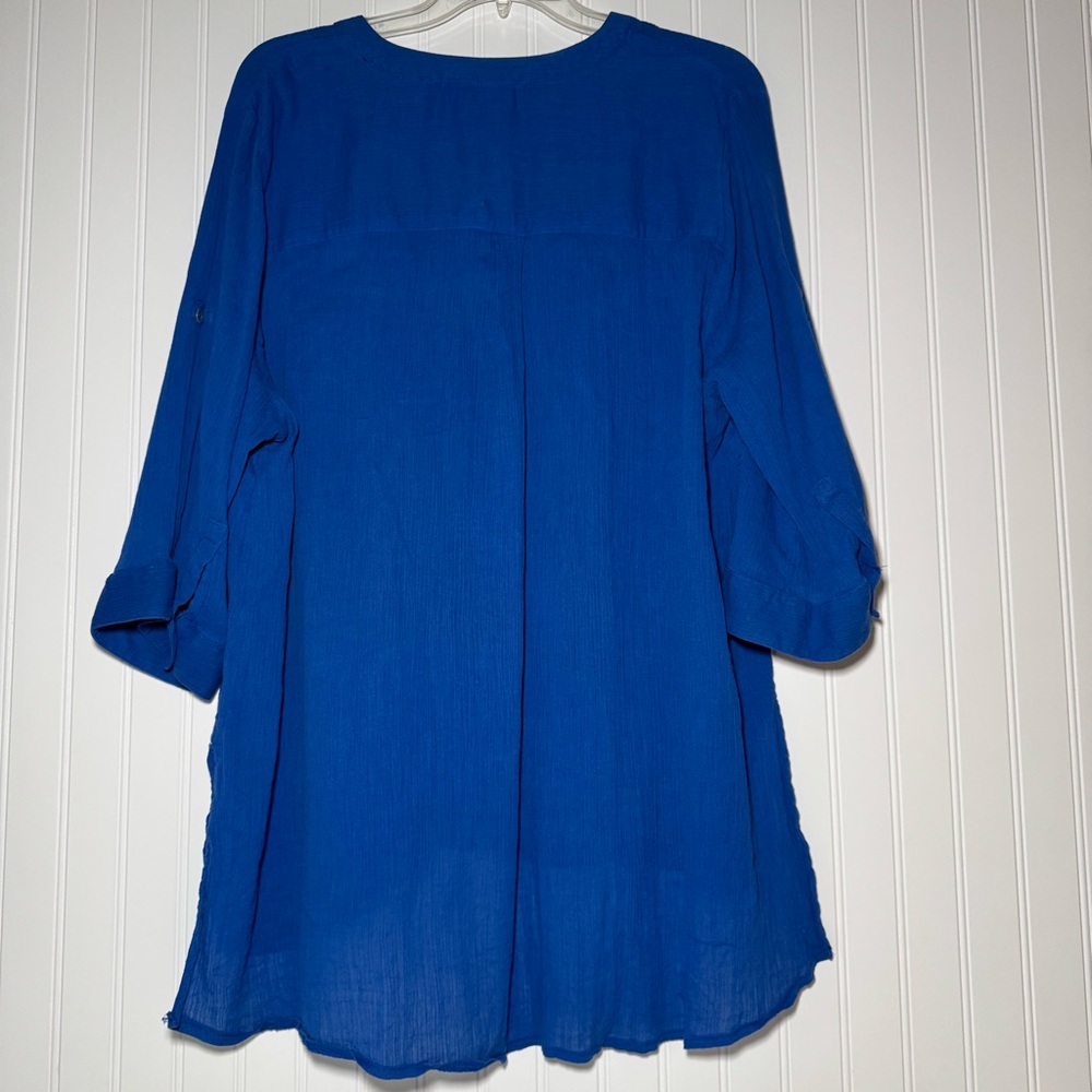 Catherine’s Blouse Women’s 2X Blue Gauzy Tunic Slits Roll Tab 3/4 Sleeves Casual - Picture 2 of 14